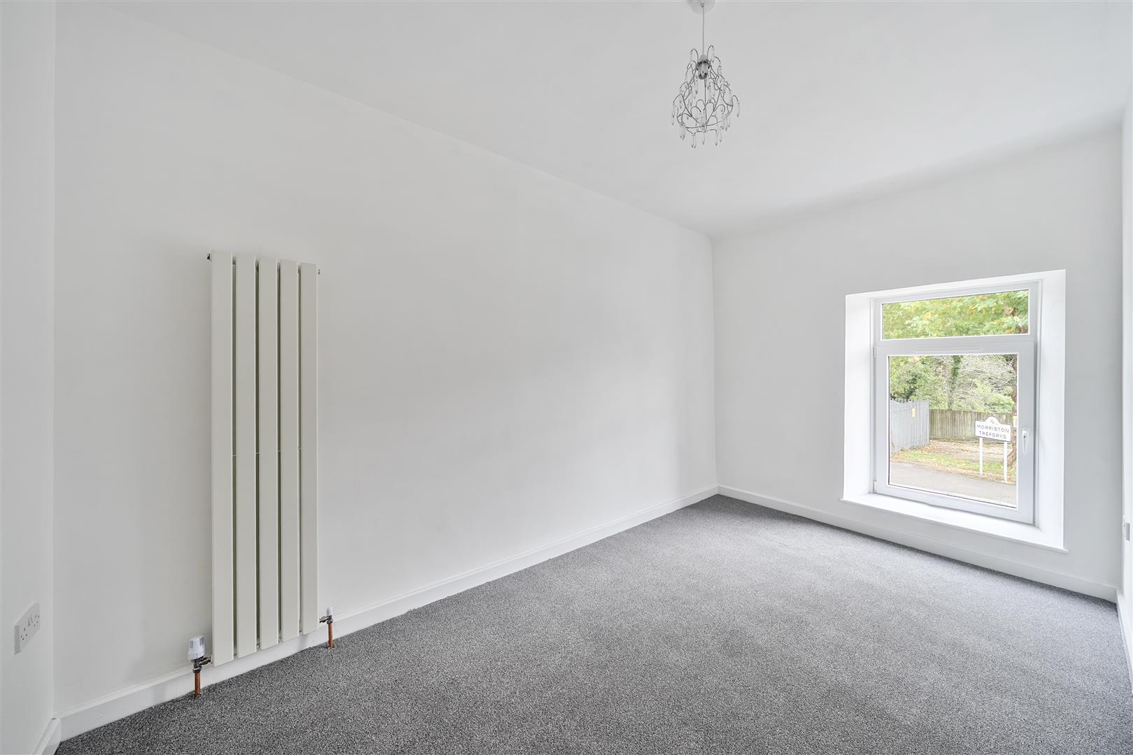 Clydach Road, Morriston, Swansea, SA6 6QB